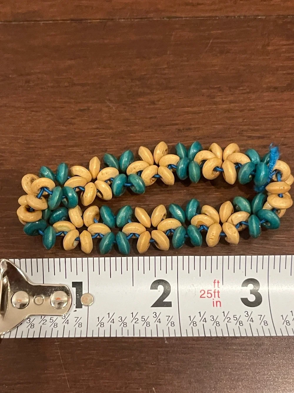 Hawaiian wooded beaded elastic bracelet